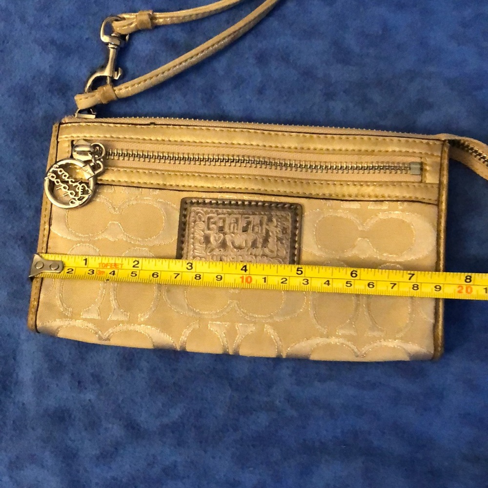 Coach Wristlet - Picture 4 of 5